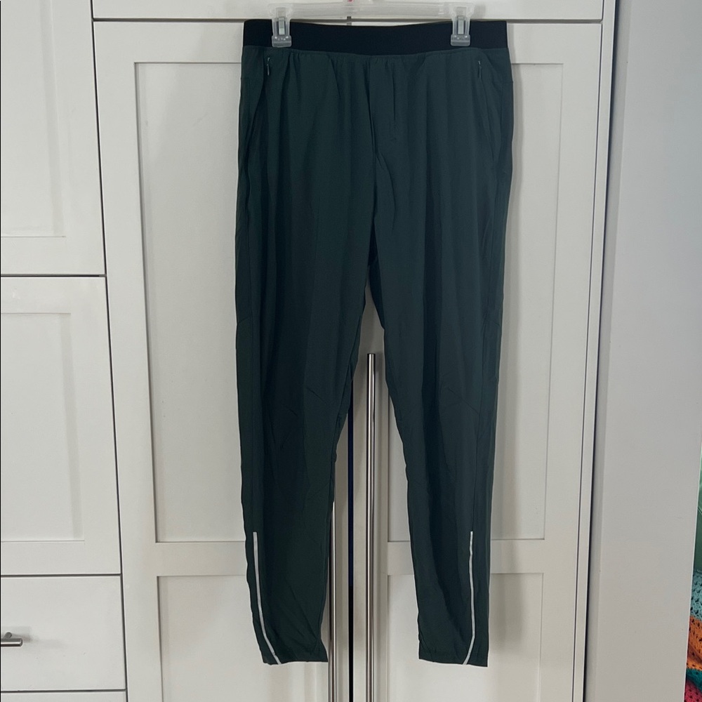 Columbia Men's Green Athletic Pants